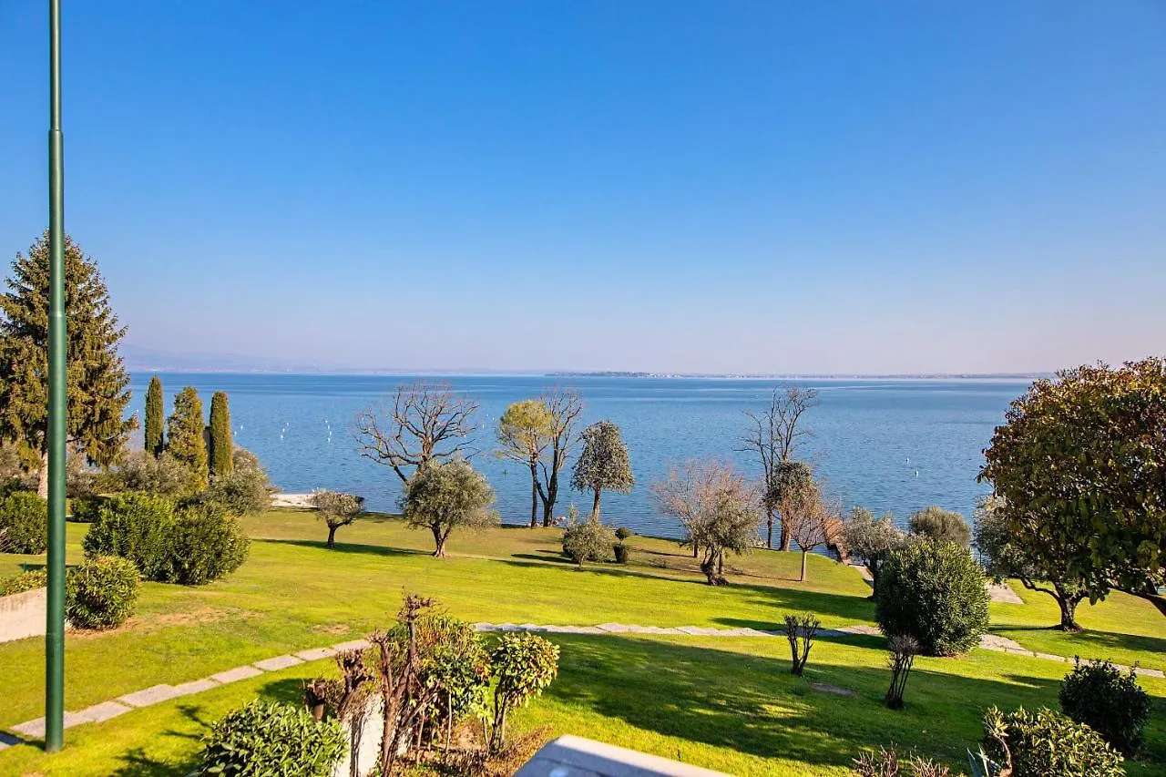 Il Melagrano A11 By Wonderful Italy Villa Padenghe sul Garda 0*,